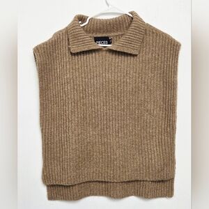 Pieces Tan Cable Knit One Size Layering Collard Sweater Vest